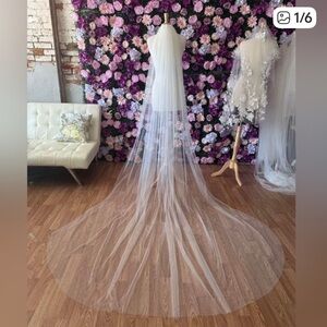 Elegant White Cathedral Bridal Veil